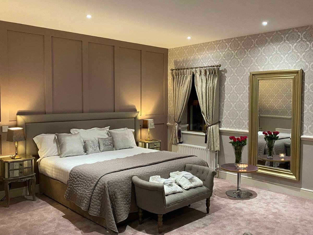 บัลลีลิฟฟินทาวน์ เฮาส์ Hotel ภายนอก รูปภาพ